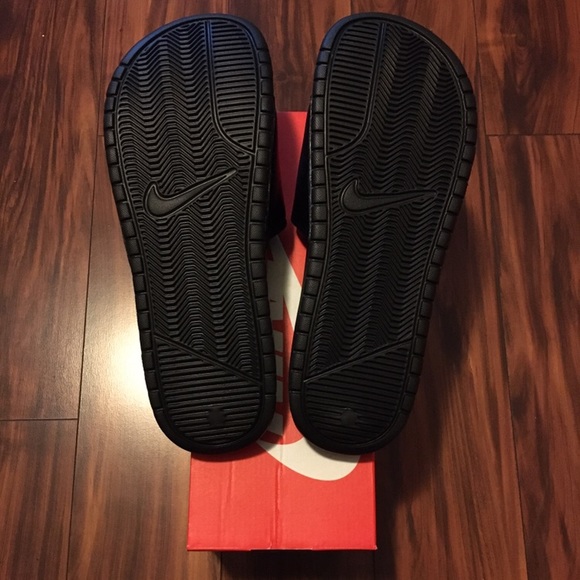 Men’s Nike Benassi JDI - Picture 2 of 2